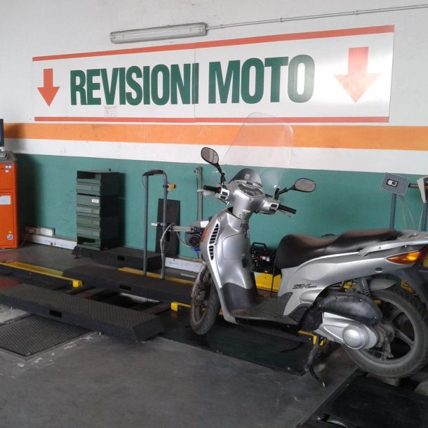 Esempio dalla galleria fotografica di CAR TEST ROMA 2016